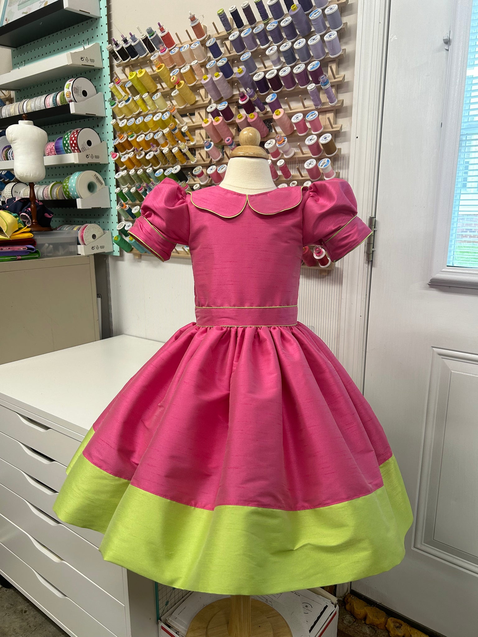 Pageant Silk Dress --OOC -- Interview -- Beauty Dress --Poly Silk DUPIONI -American Beauty and Apple Green Add Pettiskirt Slip / 3t Pageant Silk Dress --OOC -- Interview -- Beauty Dress --Poly Silk DUPIONI -American Beauty and Apple Green Add Pettiskirt Slip / 3t