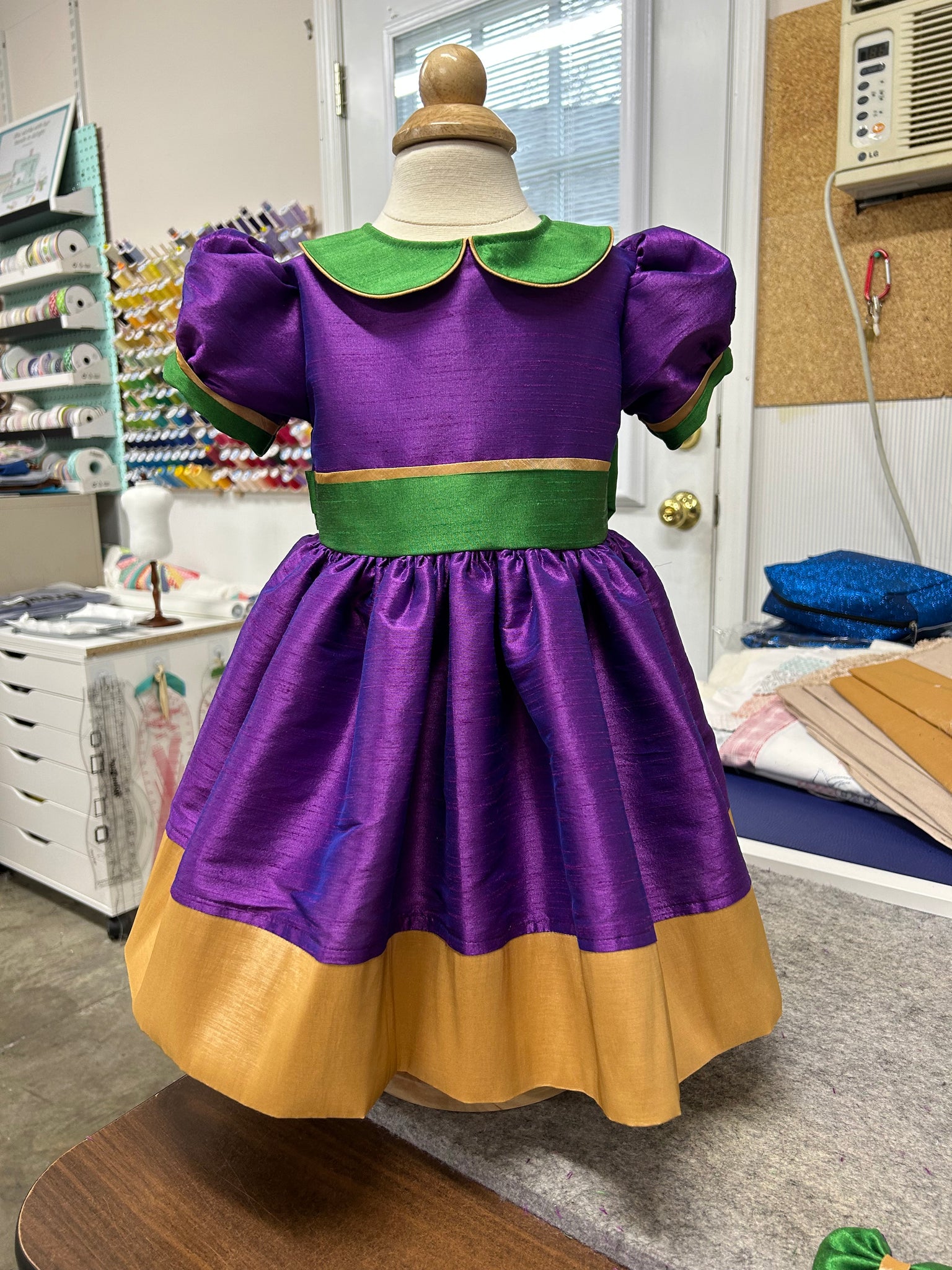 Mardi Gras color theme Beauty - Sunday Best Mardi Gras color theme Beauty - Sunday Best